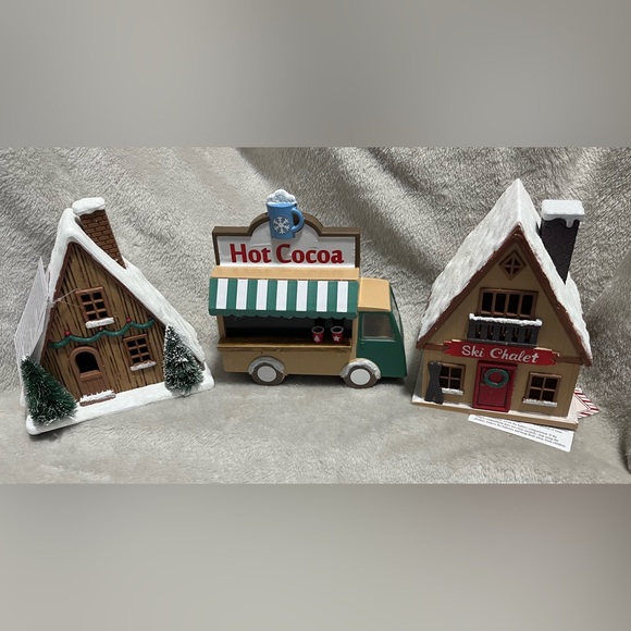 New 2025 Target Bullseye Playground Christmas Light Up Village Set - Picture 2 of 7